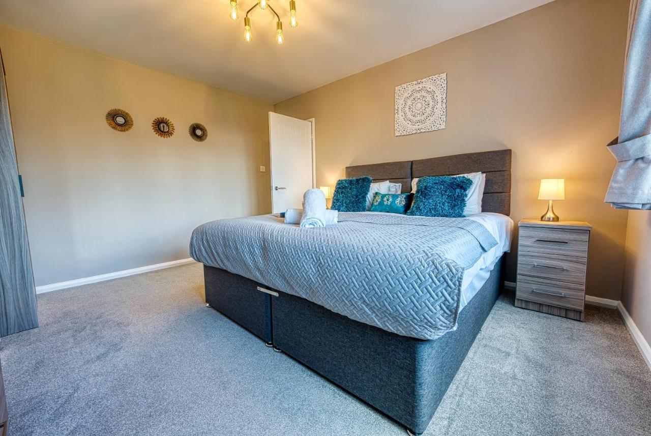 Elegant 5 Bed House - Sleeps 9, Central Solihull, Nec, Jlr, Hs2, Resorts World, Airport Business And Leisure Stays, Exteriér fotografie